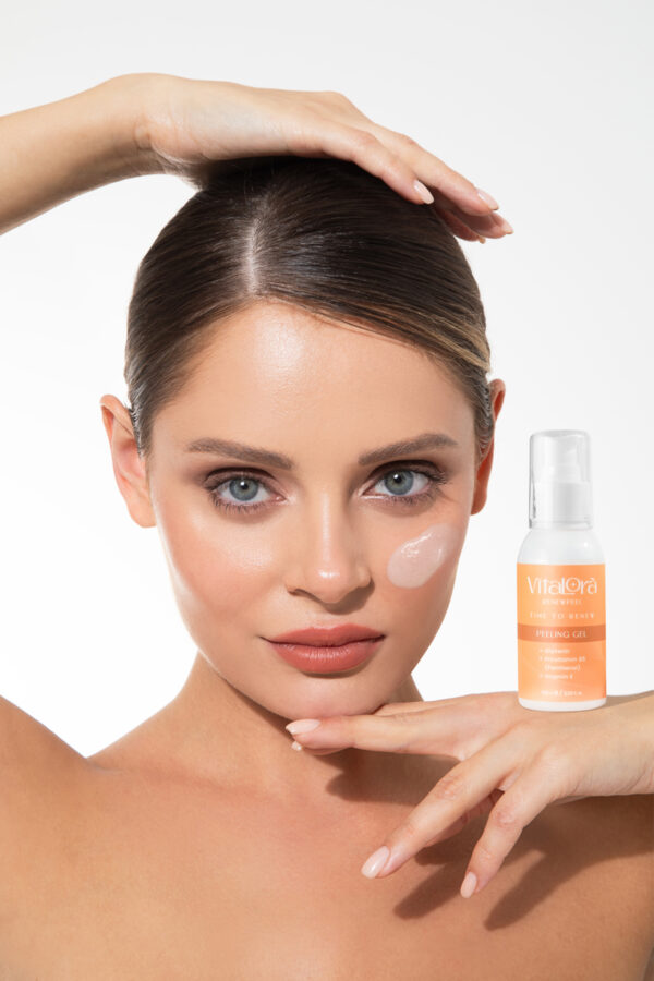 Vitalora RenewPeel Yenilenme Zamanı Peeling Jeli